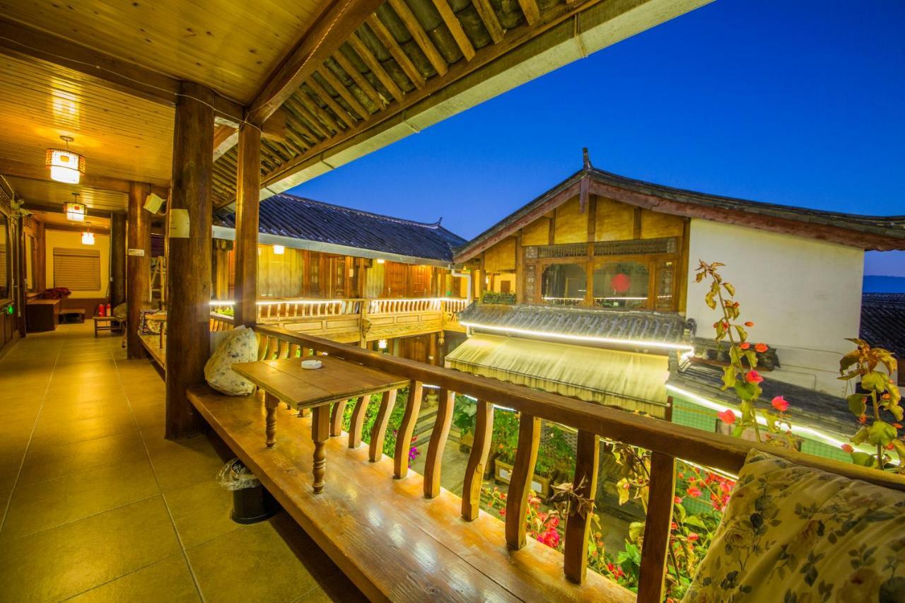 Lijiang Rongyi Homestay Εξωτερικό φωτογραφία