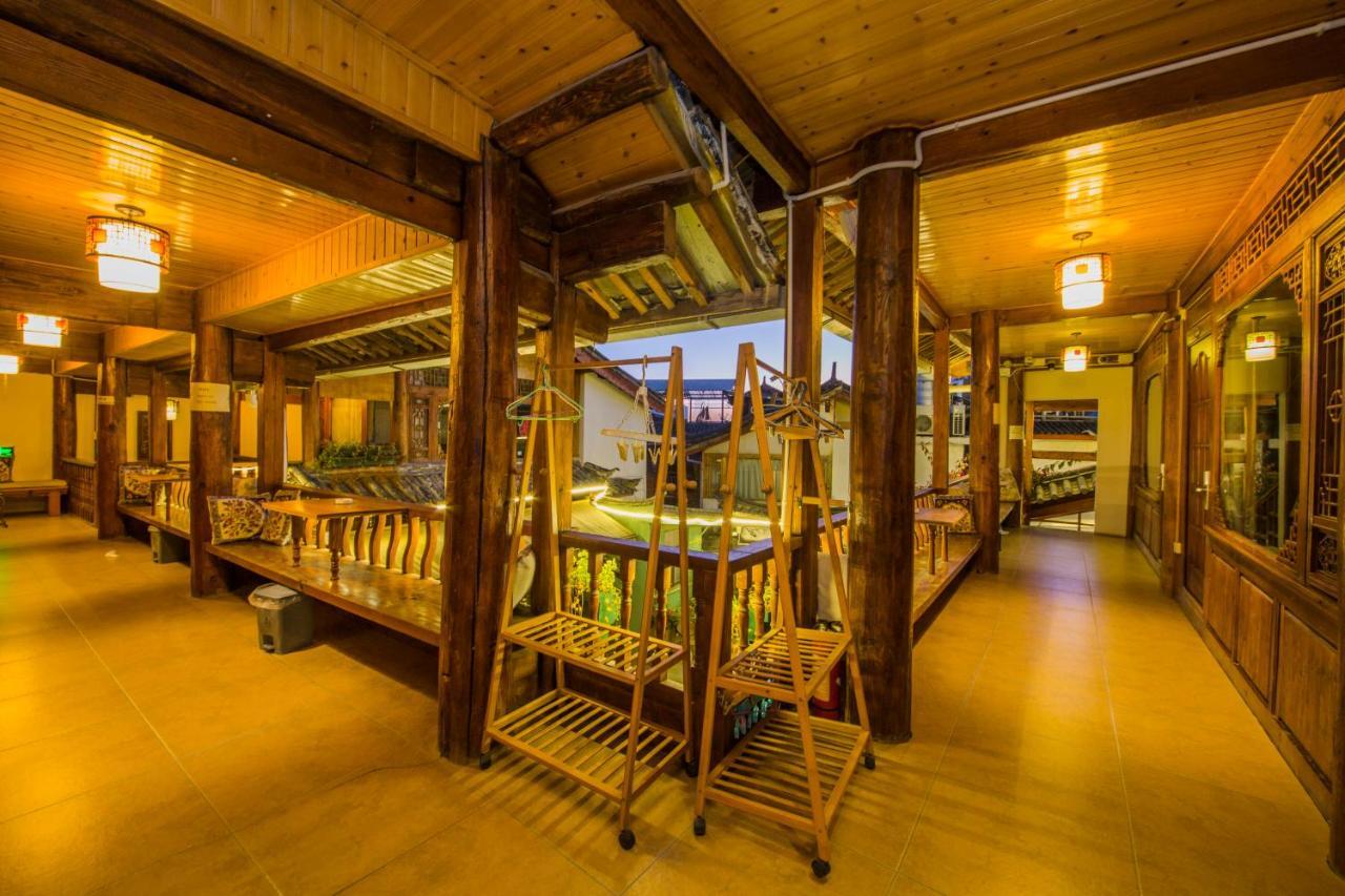 Lijiang Rongyi Homestay Εξωτερικό φωτογραφία