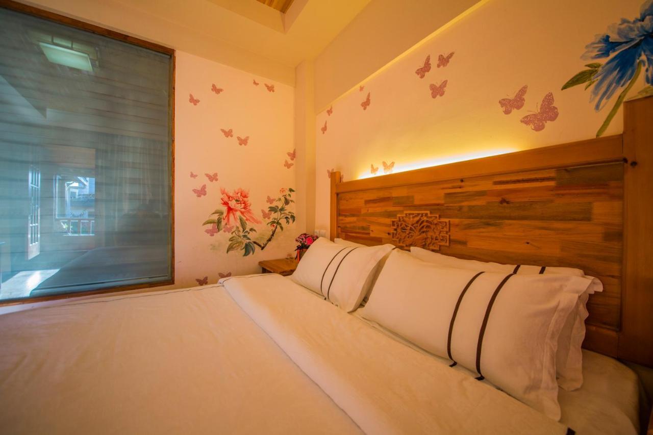 Lijiang Rongyi Homestay Εξωτερικό φωτογραφία