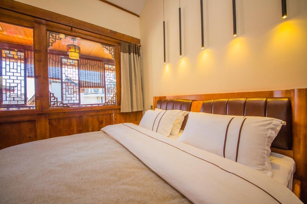 Lijiang Rongyi Homestay Εξωτερικό φωτογραφία