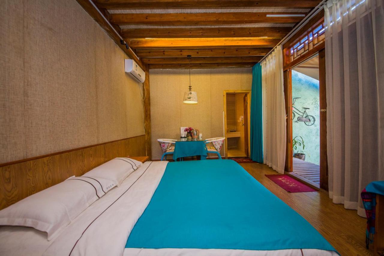 Lijiang Rongyi Homestay Εξωτερικό φωτογραφία