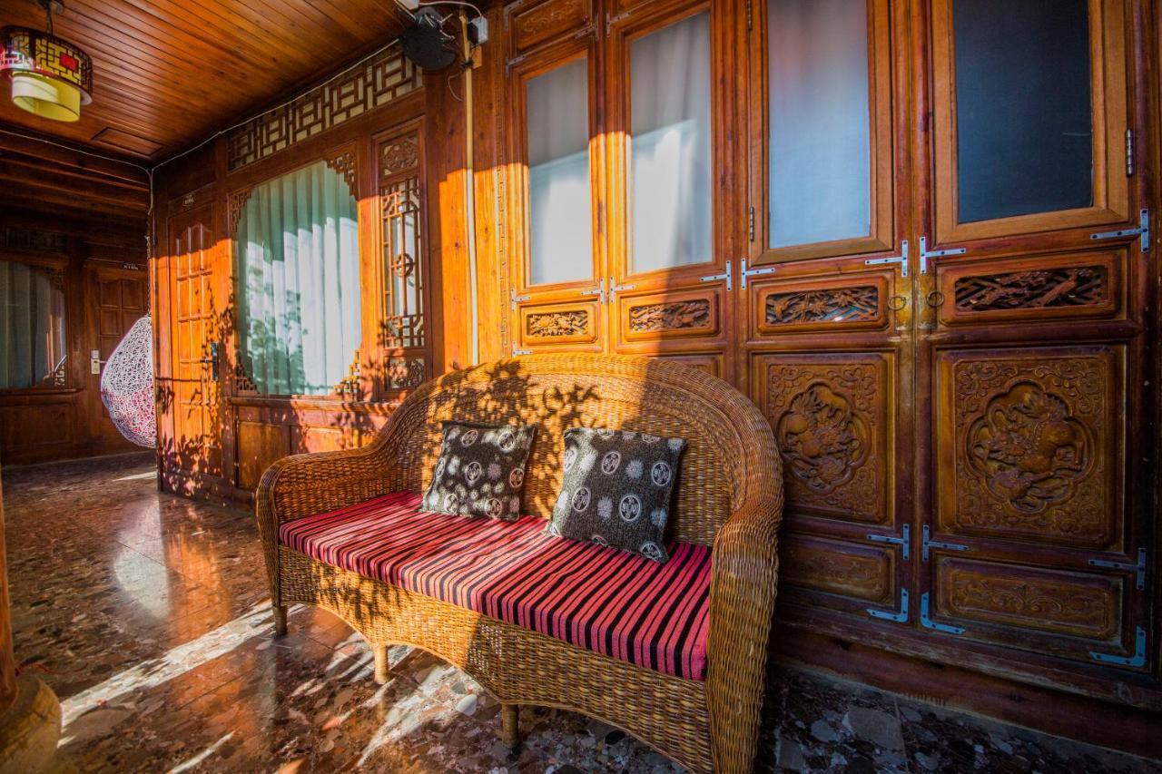 Lijiang Rongyi Homestay Εξωτερικό φωτογραφία